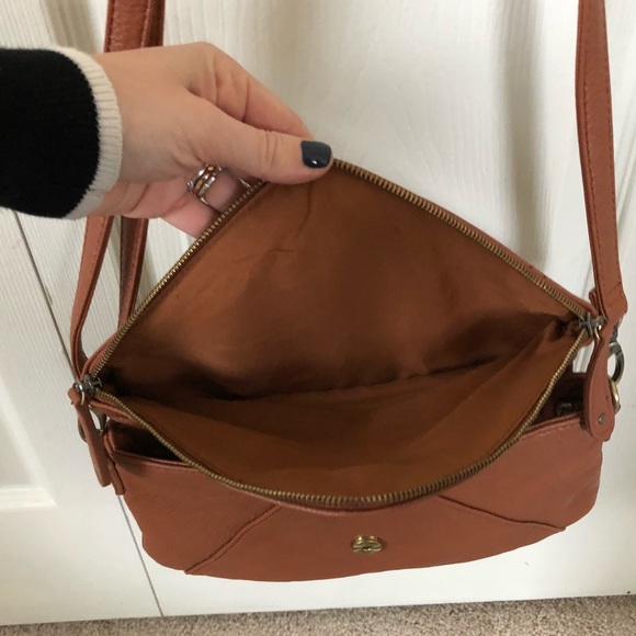 Gold studded cross body bag - Picture 5 of 6